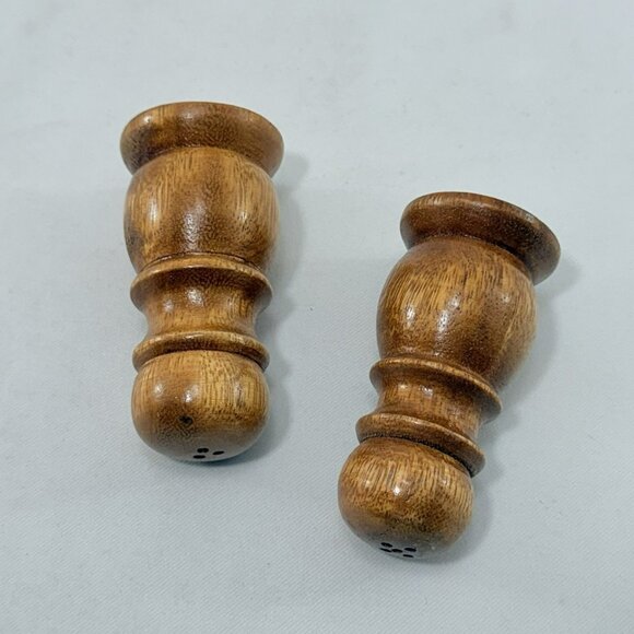 Natural Wood Wooden Salt Pepper Shaker Set Eco Nature Country Carved Retro Brown - Picture 5 of 8
